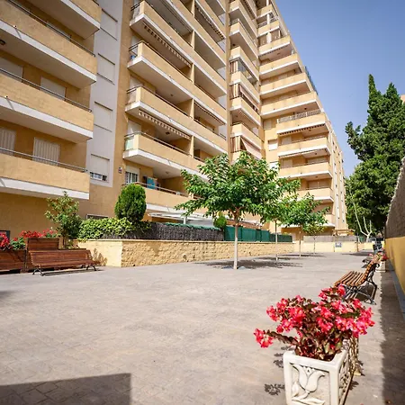 Apartamento En Oropesa Con Terraza Y Parking *